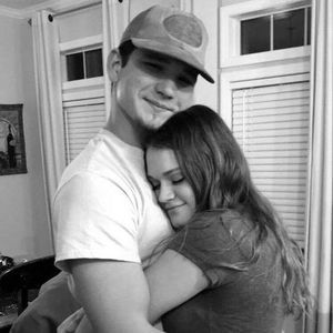 Meet your Posher, Troy